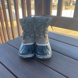 Sorel waterproof boots